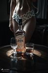 Composición con botella de whisky, copa y vaso, junto al cuerpo de una mujer adulta con lencería clara.