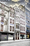 Fachada histórica en Oporto con balcones, detalles ornamentales y arquitectura urbana portuguesa.